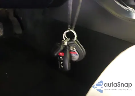 2013 Toyota Avalon Xle z USA, uszkodzony, nr VIN 4T1BK1EB3DU031420